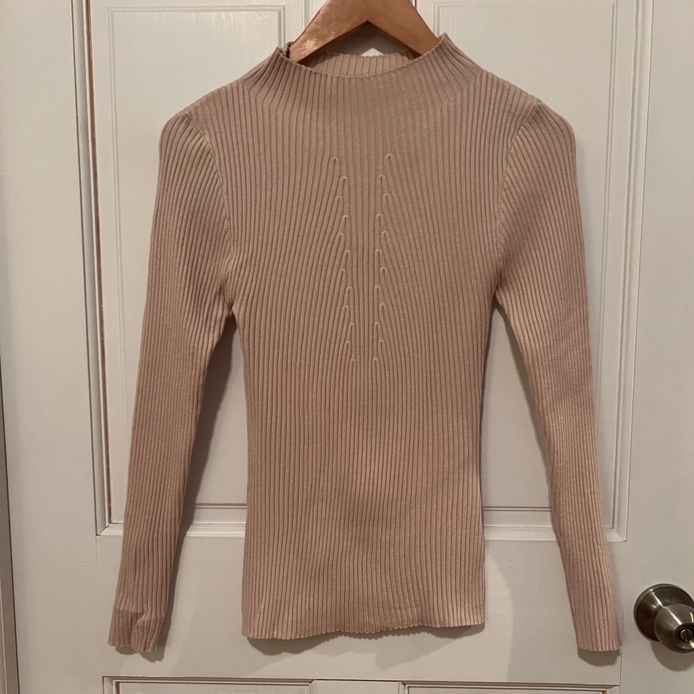 Cream Ribbed Knit Sweater - Picture 4 of 12